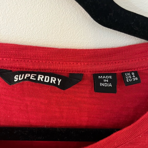 Vibrant red Tee with lace detailing - Picture 2 of 3